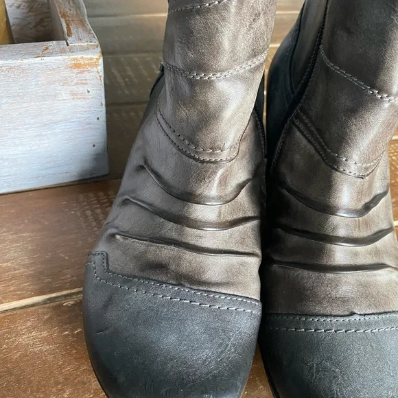 Remonte Gray and Black Ankle Boots 8.5 - Picture 2 of 7